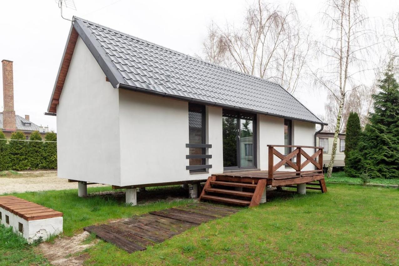 Ow Wilk - Pokoje I Domki Z Aneksami Kuchennymi, Parking, Plac Zabaw Leba Exterior photo
